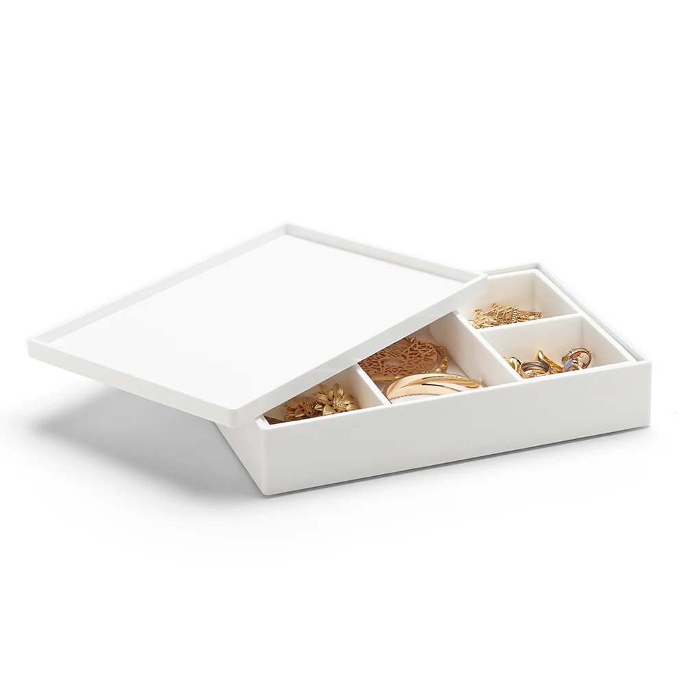 Medium Accessory Tray 4 Medium Accessory Tray