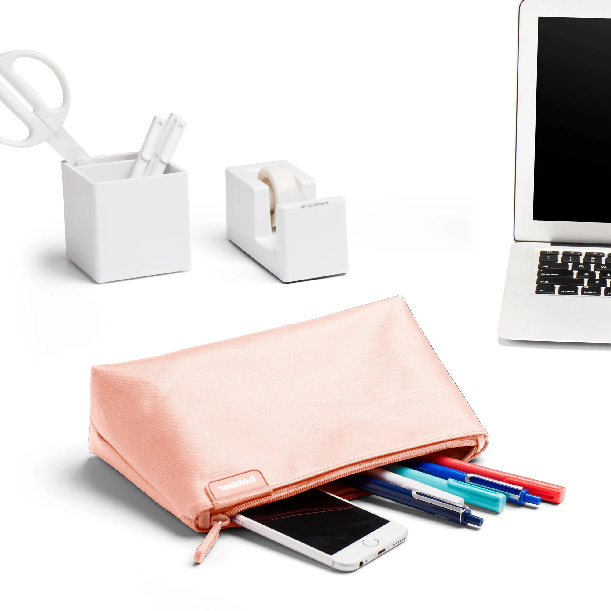 Medium Accessory Pouch 9 Medium Accessory Pouch