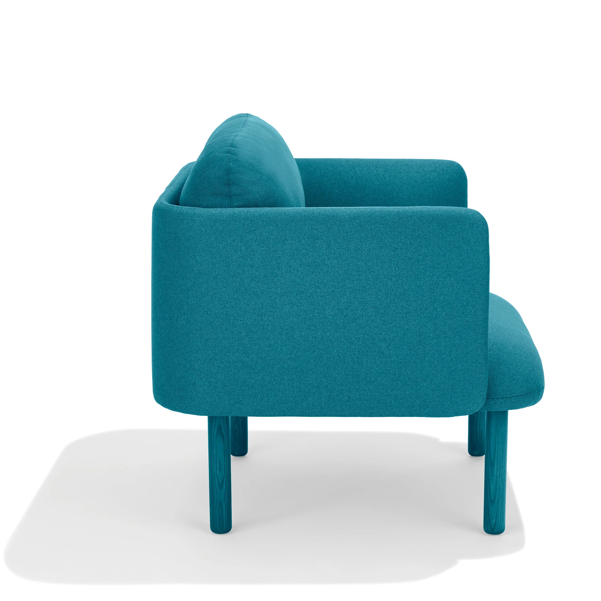 QT Low Lounge Chair 32 QT Low Lounge Chair